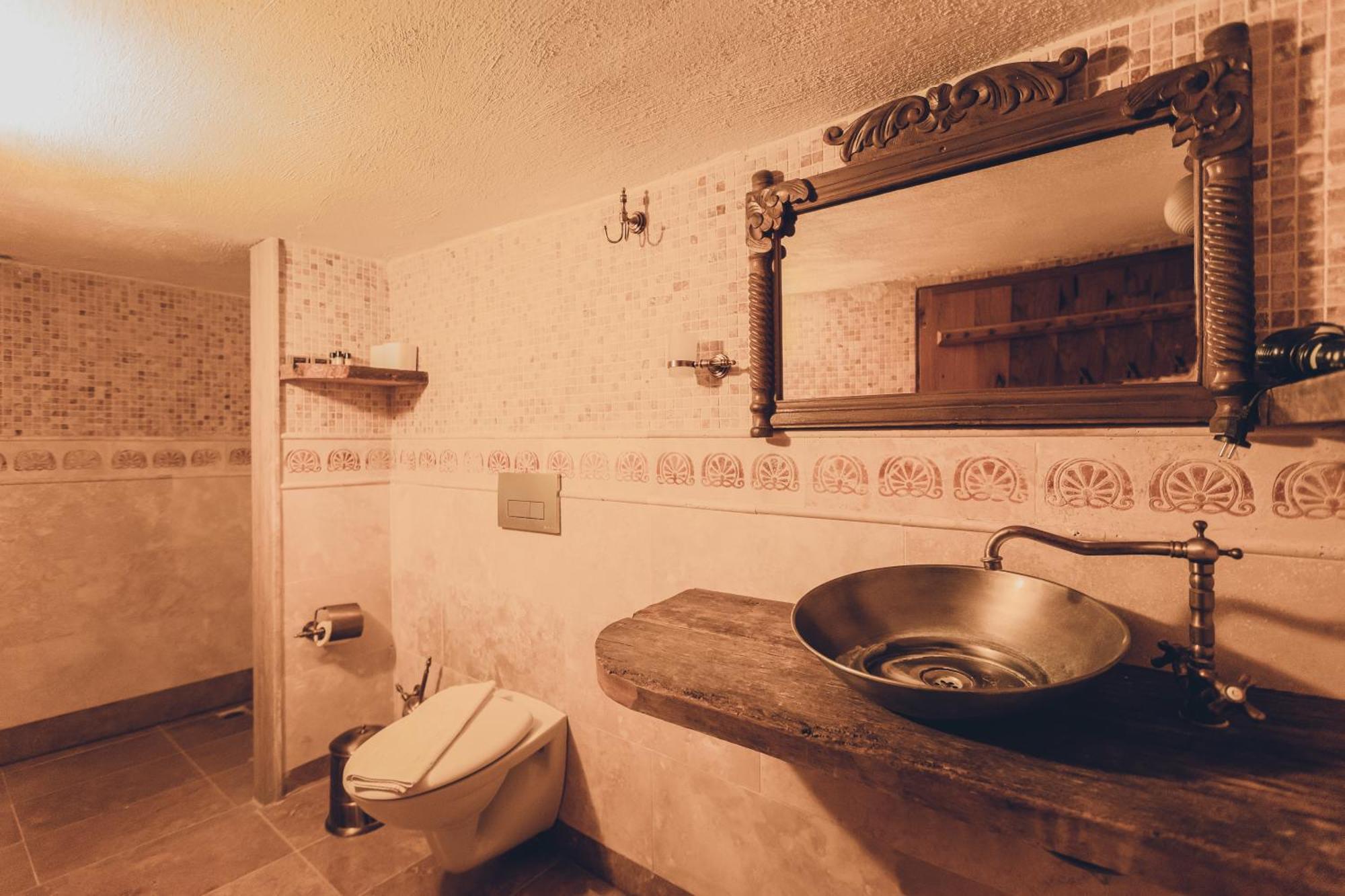 La Maison De Sisik * Учгісар