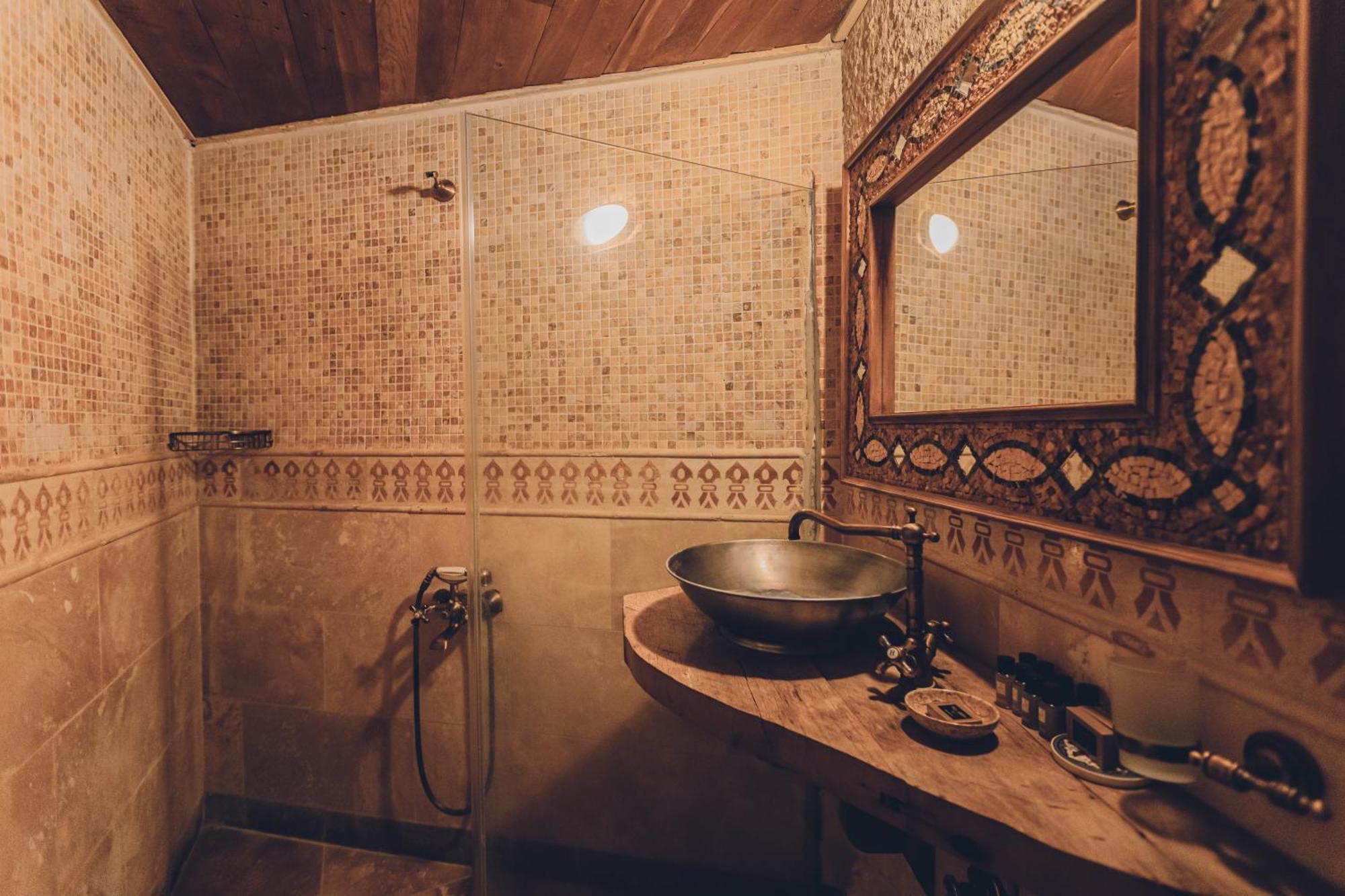 La Maison De Sisik * Учгісар